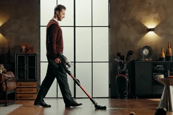 Ultenic U16 Flex állóporszívó: hajlítható porzabáló 1