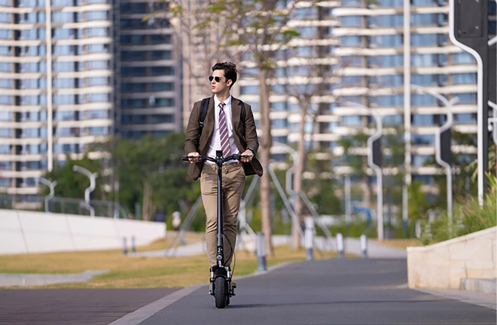 Száguldj stílusosan a városban A Joyor C10E e-rollerrel 1