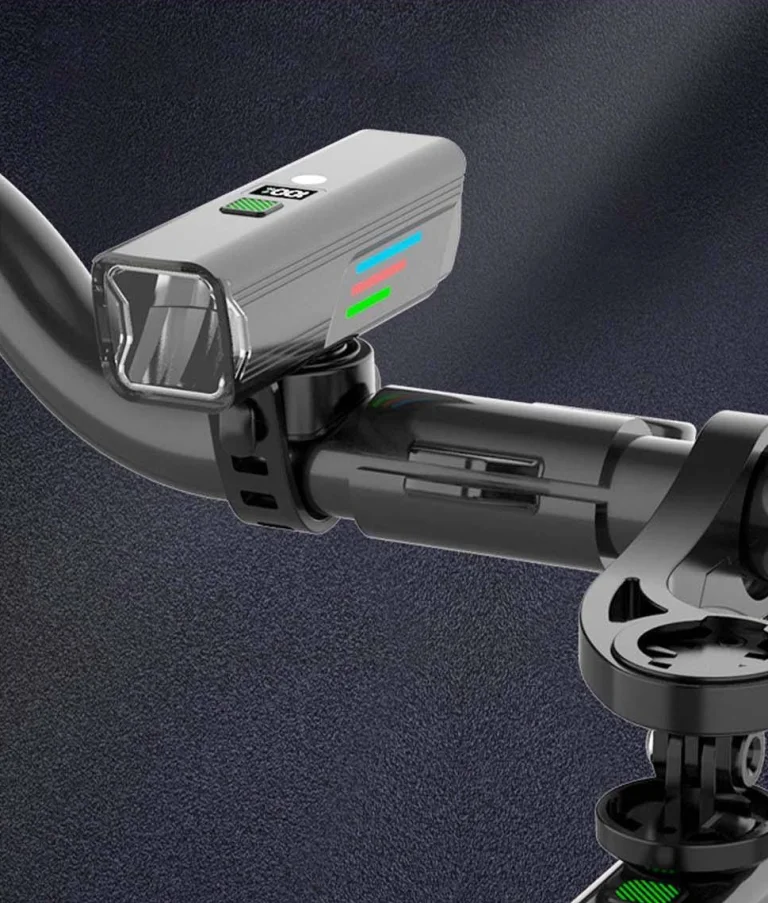 A CAVALRY biciklilámpa fényt hoz az éjszakába 9