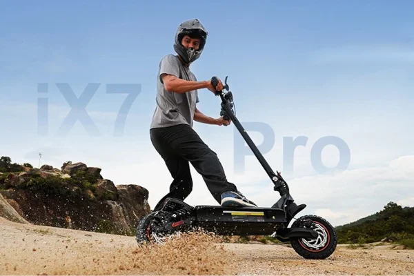60 km/h két keréken? Helló, iScooter iX7 Pro e-roller! 1