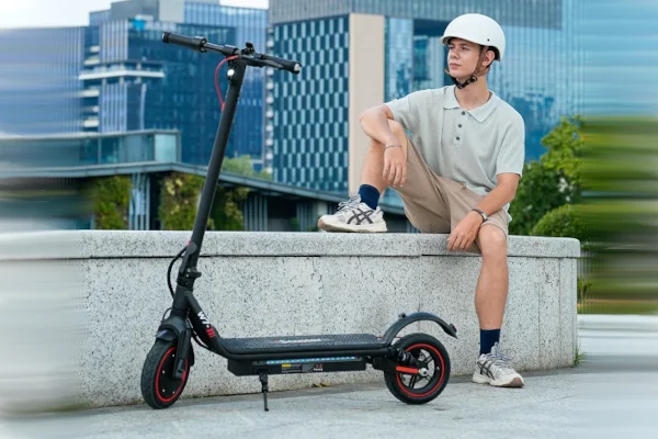 iScooter W7: Egy roller, ami tényleg bírja a mindennapokat 1