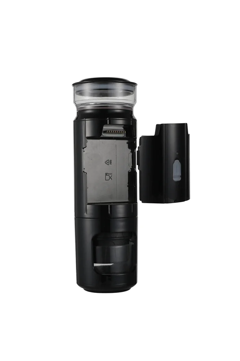 A OneMore 2 az 1-ben kávéfőző a táskádba költözött barista 3