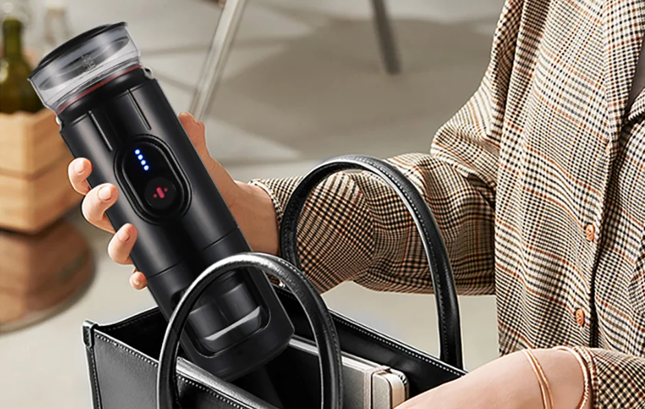 A OneMore 2 az 1-ben kávéfőző a táskádba költözött barista 1