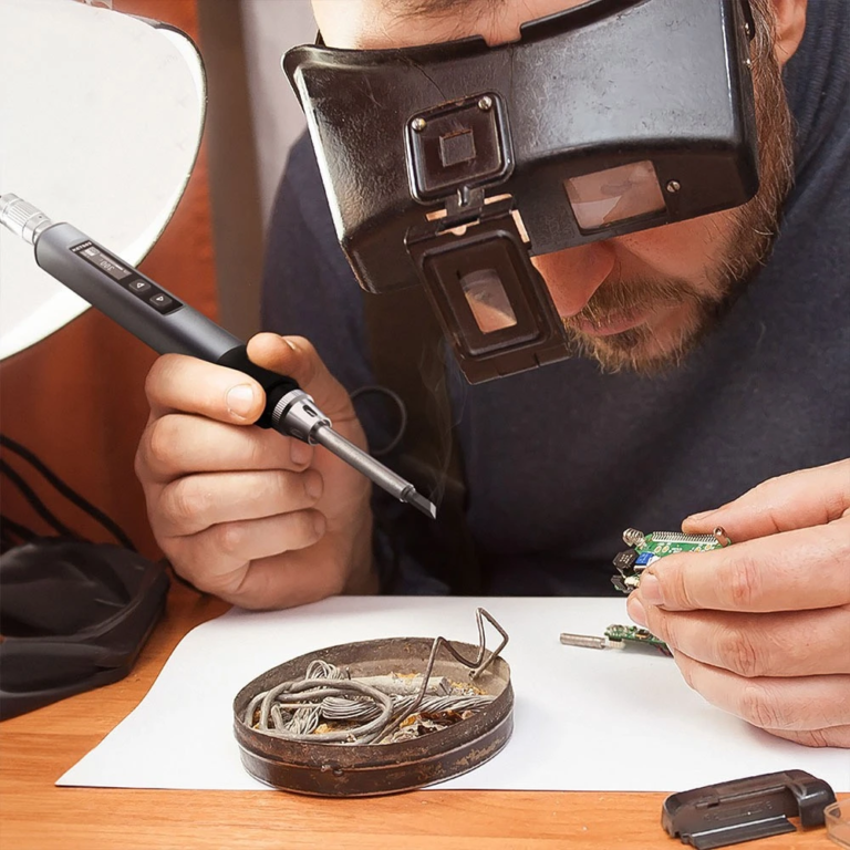 Meglepően sokat tud a KAIWEETS forrasztópáka 9