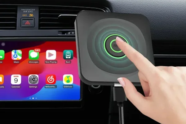 Filléres CA02 vezeték nélküli CarPlay/Android Auto adapter 1