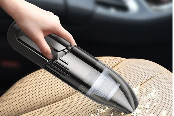 Gyors bevetésre született autós porszívó 1