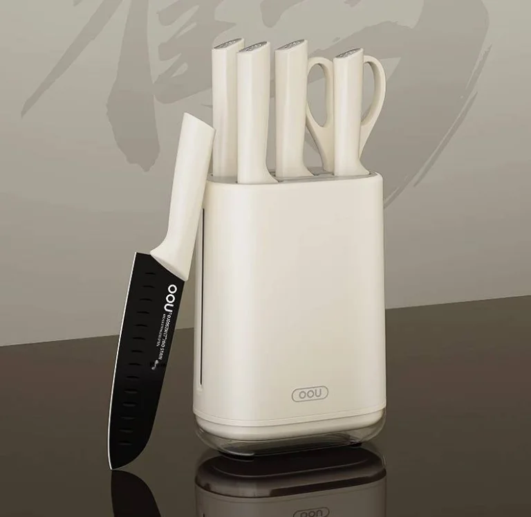 Ha a konyha a vászon, akkor ez az OOU késkészlet a paletta 18