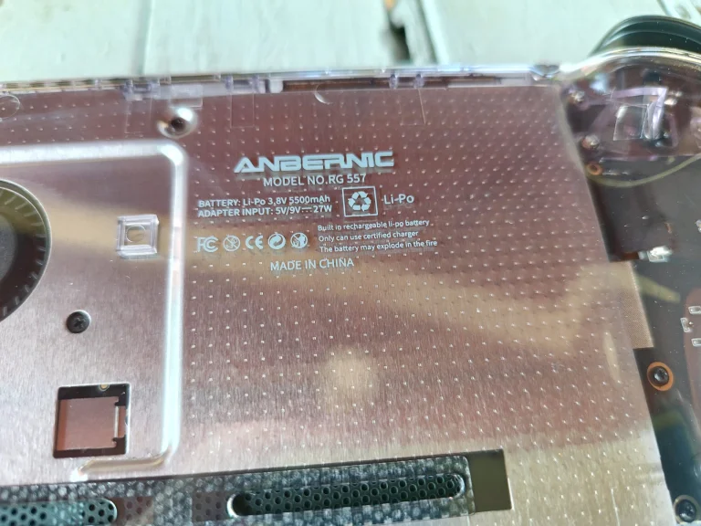 ANBERNIC RG557 kézi játékkonzol teszt 15