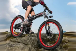 A SAMEBIKE LO26 Plus kinti ára simán veri a Decathlonét