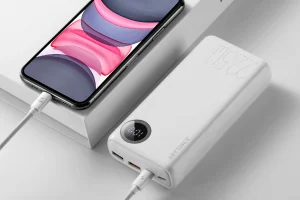 The TECLAST T200H Pro power bank is very convincing on paper