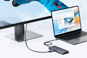 UGREEN CM866: 10 csatlakozót kapsz egyetlen dokkolóban