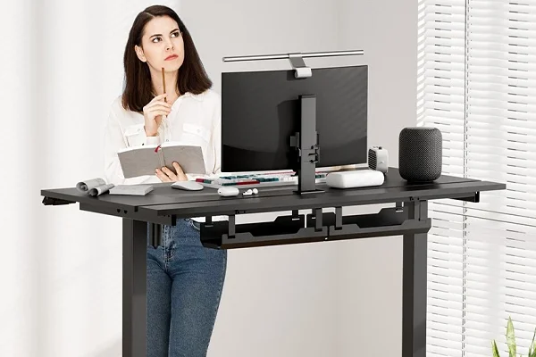 Precizitás és ergonómia: ezt nyújtják az ACGAM asztalai 1