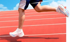 Karbonlemez 20 ezer alatt? Futóknak szól ez a cipő ajánlat