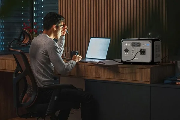 Amikor nincs konnektor, de van OUKITEL P800 töltőállomás 1