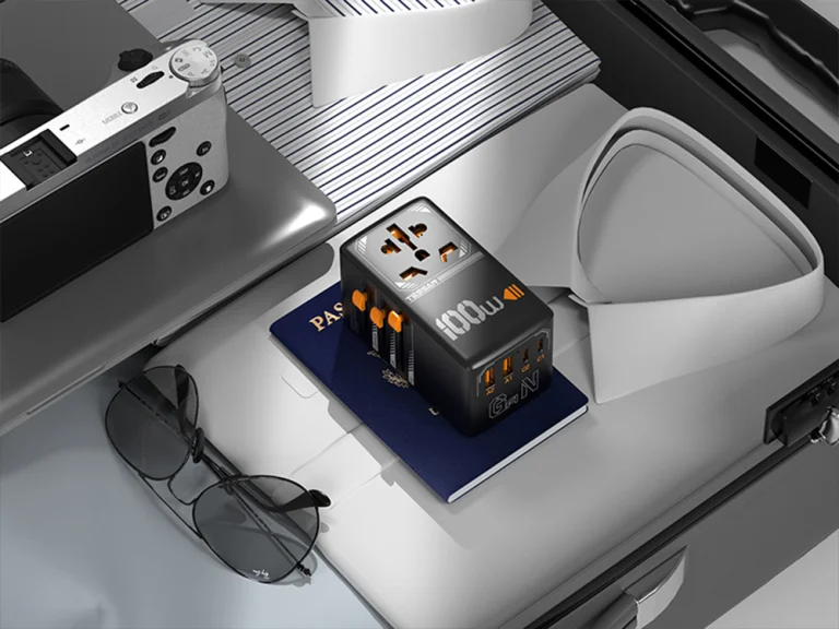 TESSAN utazó adapter – Egy töltő, ami mindenhol működik 12