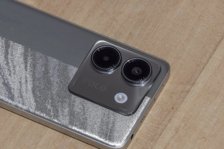 Prueba 7 del teléfono inteligente Poco M5 Pro 5G