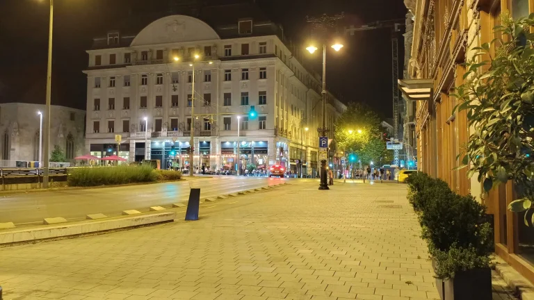 Prueba 7 del teléfono inteligente Poco M5 Pro 71G