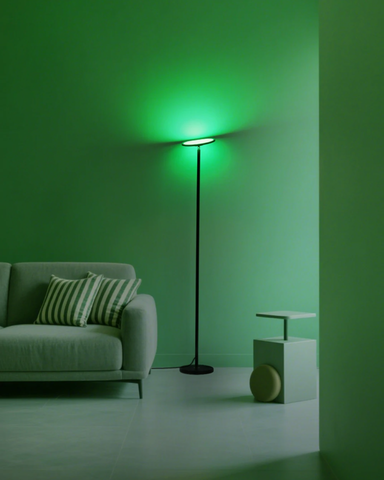 BlitzWill állólámpák: egyik háromfejű, a másik színorgia 13