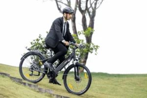 Touroll Urbano 3 – Az e-bringa, ami tudja, mikor segítsen