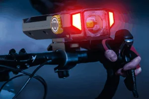 Zöld energia két keréken: napelemes kerékpárlámpa