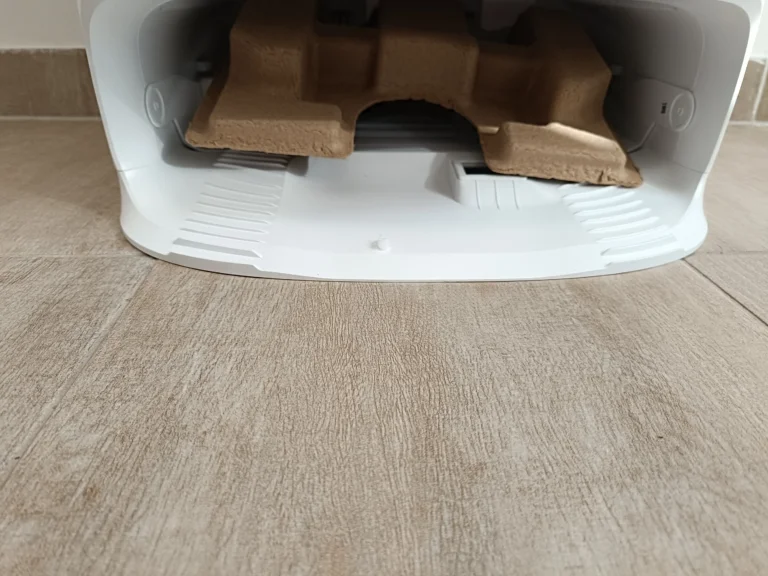 Narwal Flow önürítős robotporszívó teszt 7