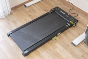 Techtober: lejtőre küldtük az árát az Akluer sétapadnak