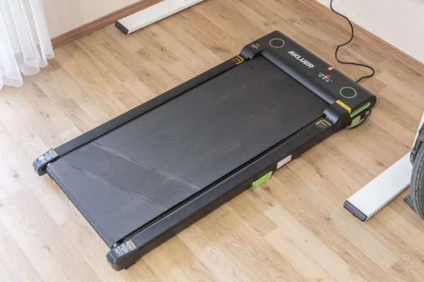 Techtober: lejtőre küldtük az árát az Akluer sétapadnak 1