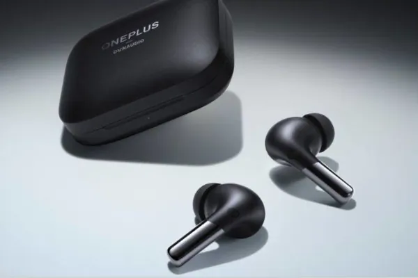 A OnePlus Buds Pro 2 füles feleannyiba kerül, mint itthon 1