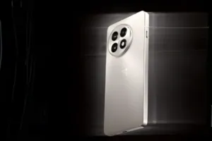 OnePlus 13R smartphone: surpasses its category