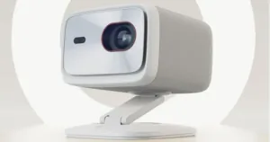 Kompakt moziélmény: Lenovo 100P most még jobb áron!