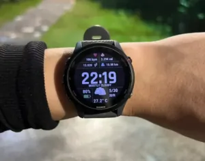 Garmin Forerunner 255: a futóórák királya jóval olcsóbb