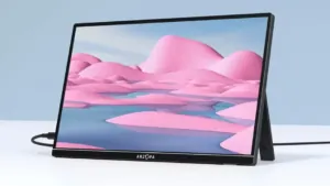 16 colos hordozható monitor 31 000-ért? Jöhet