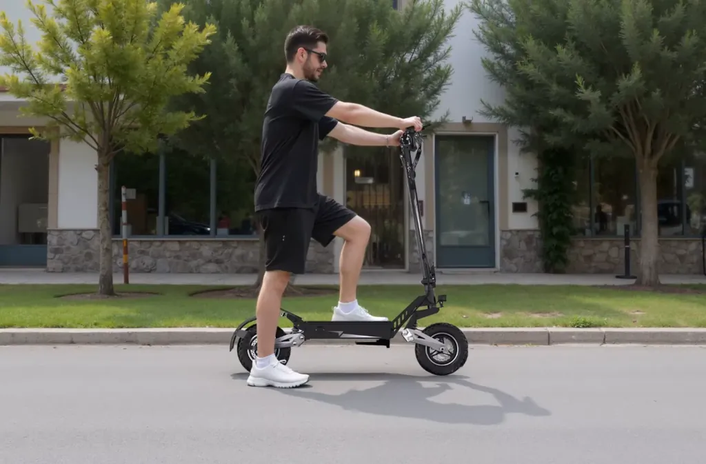 Itt az OOTD T10 elektromos roller fejlesztett variánsa 1