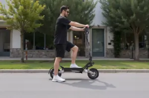 Itt az OOTD T10 elektromos roller fejlesztett variánsa