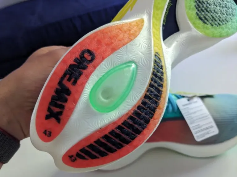 Onemix Light Armor futócipő teszt 21