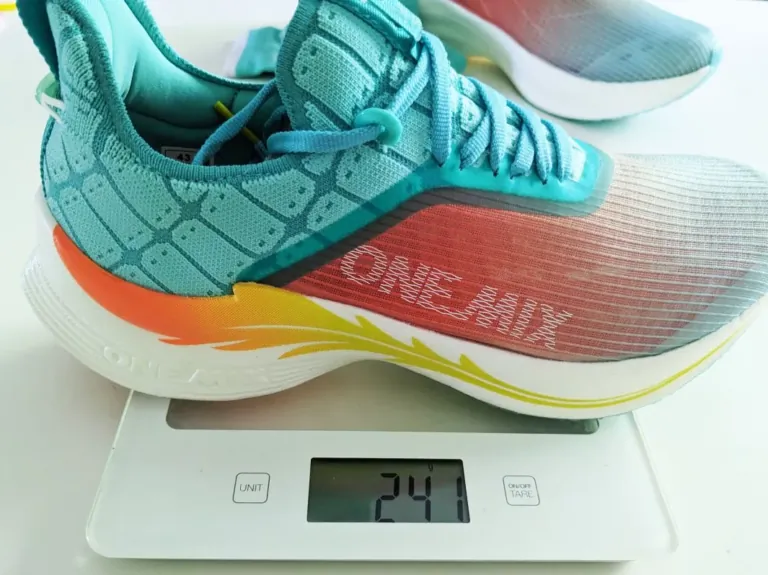 Onemix Light Armor futócipő teszt 24