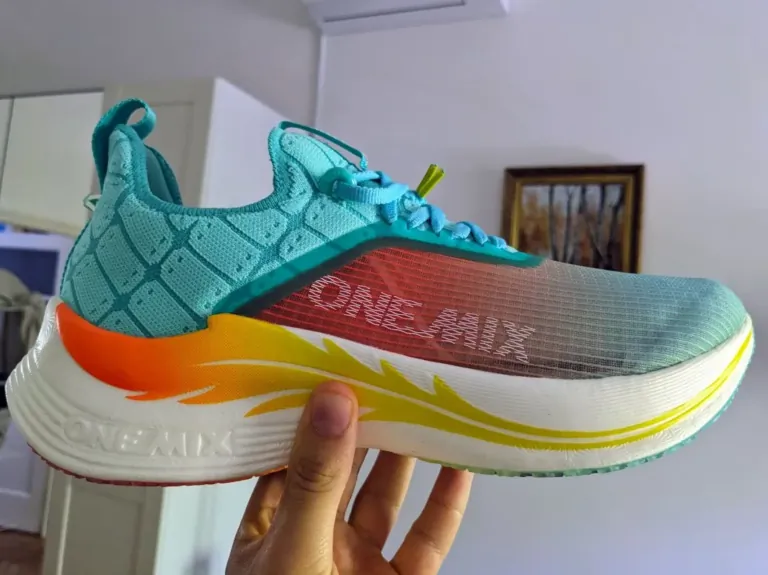 Onemix Light Armor futócipő teszt 9