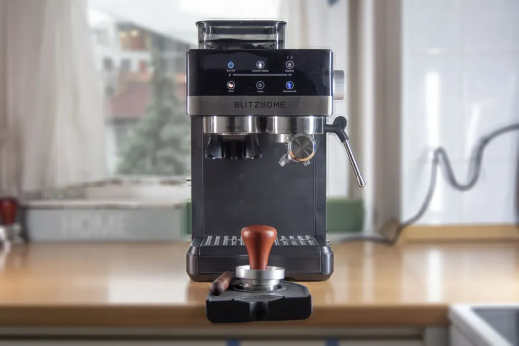 BlitzHome CM5520 karos kávéfőző teszt 1