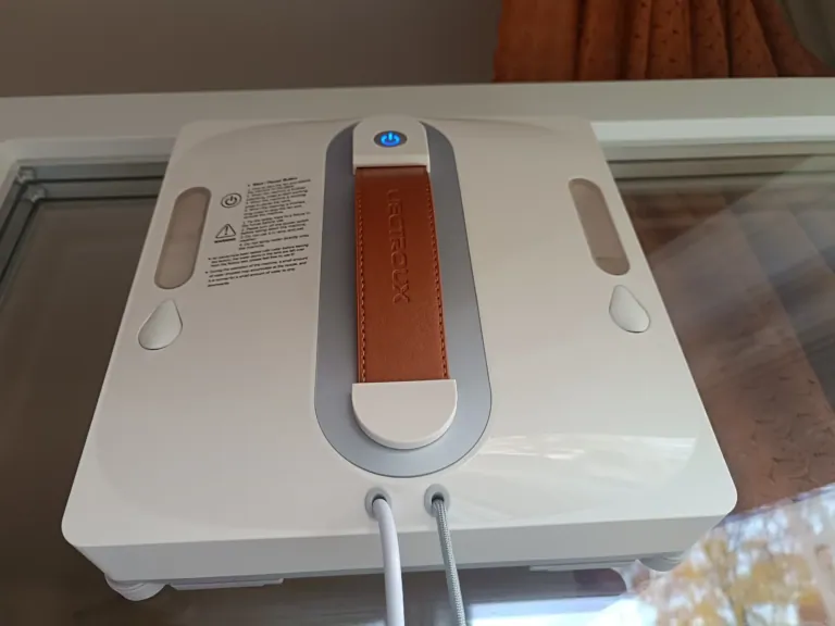 Liectroux S11 ablaktisztító robot teszt 8
