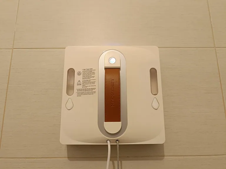 Liectroux S11 ablaktisztító robot teszt 12