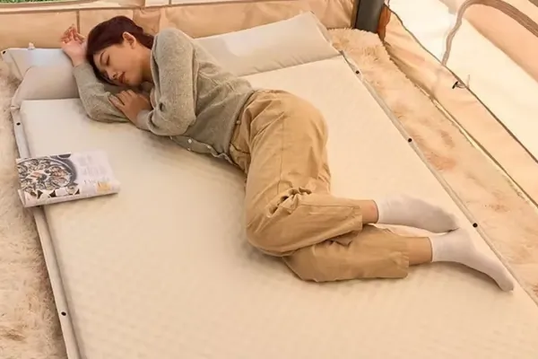 Az IPRee önfelfújó matrac elvégzi helyetted a melót 1