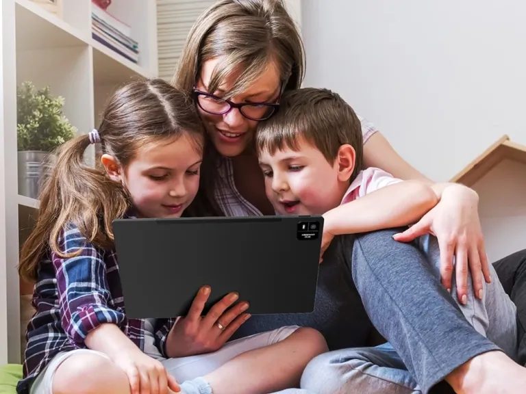 Ha nagy kell, de nem laptop, itt a MESWAO B3 tablet 16