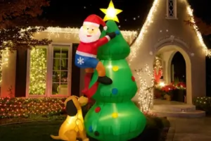 A karácsony túlcsordul: jópofa, LED-es, felfújható figurák