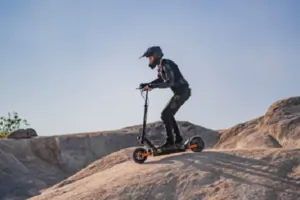 JOYOR S5-Z elektromos roller – napi ingázásra született