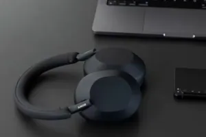 Sony WH-1000XM5 fejhallgató: kizárja a világot
