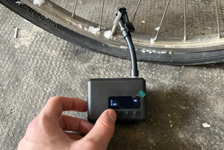 Test de la mini-pompe électrique LAOTIE Z11 9