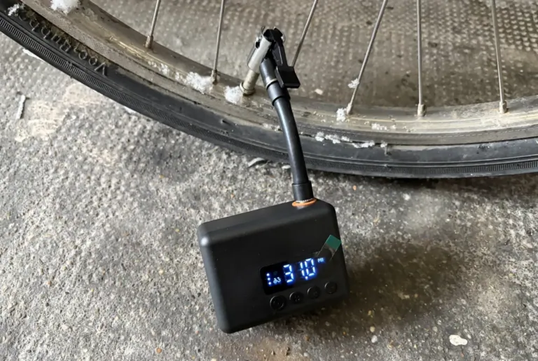 Test de la mini-pompe électrique LAOTIE Z11 12