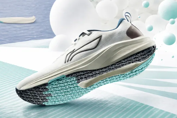 Li-Ning RED HARE 8 futócipő: légies tempó és stabil tartás 1