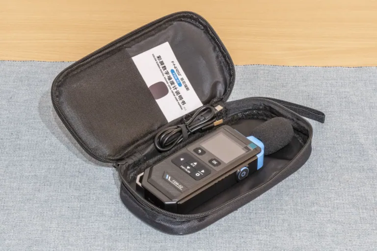 FNIRSI FDM-02 zajszintmérő teszt 4