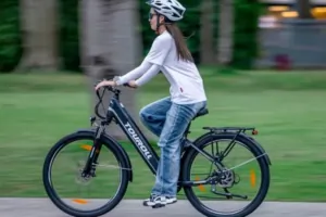 Touroll J1 ST – elektromos túrakerékpár a mindennapokra